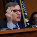 Key Senate Democrat wants U.S. crypto bill to move, and SEC chief reveals danger of defeat