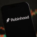 Robinhood sees surge in bitcoin, gold prediction markets as traders move beyond sports